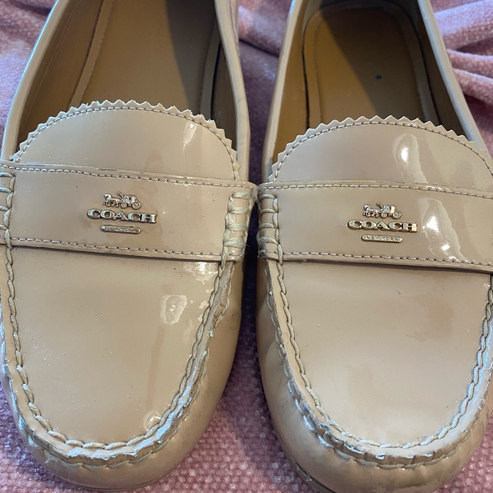 Used Coach odette khaki tan loafer flats sz 10